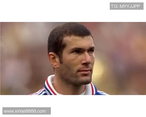 足球明星公仔齐达内的魅力与传奇故事揭秘 足球明星公仔齐达内的魅力与传奇故事揭秘