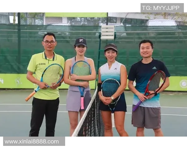 网球新手必看:团队协作与技巧提升的全面入门指南 网球新手必看:团队协作与技巧提升的全面入门指南