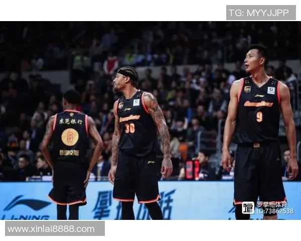 重庆篮球队与深圳篮球队速度较量赛后分析与战术反思 重庆篮球队与深圳篮球队速度较量赛后分析与战术反思